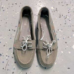 Women Sperry Flats Size 8 Grey